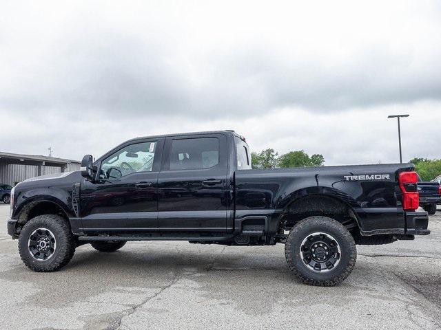Photo of 2025 Agate Black Metallic Ford F-250