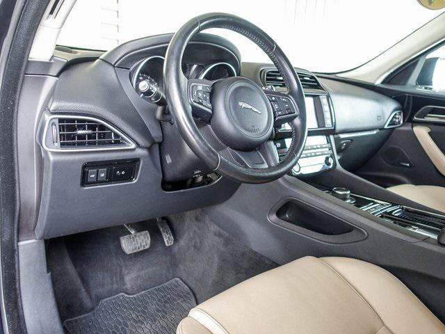 Photo of 2018 Caesium Blue Metallic Jaguar F-PACE