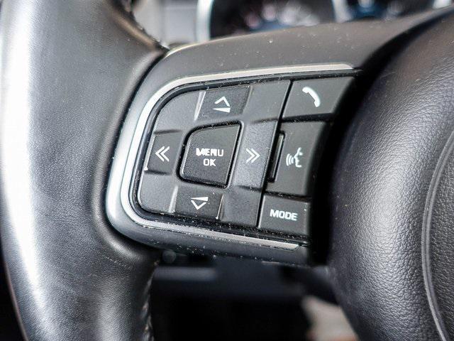 Photo of 2018 Caesium Blue Metallic Jaguar F-PACE