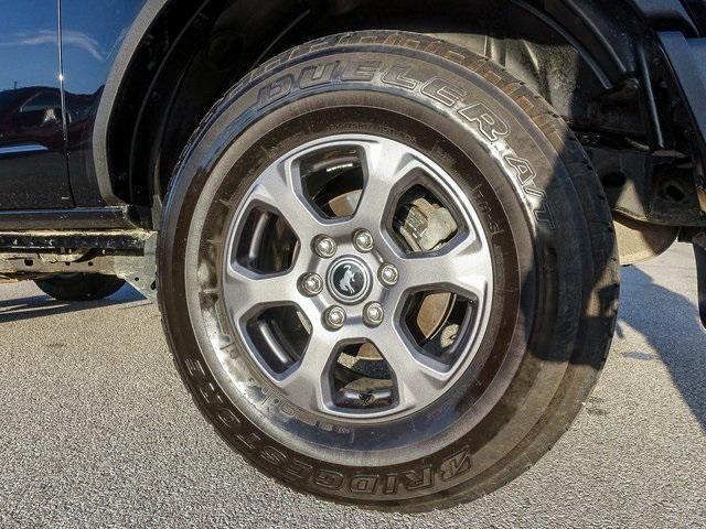 Photo of 2022 Shadow Black Ford Bronco