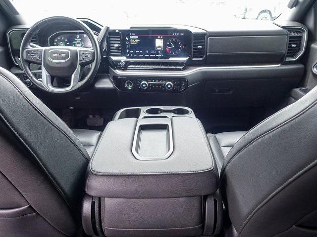 Photo of 2022 Summit White GMC Sierra 1500