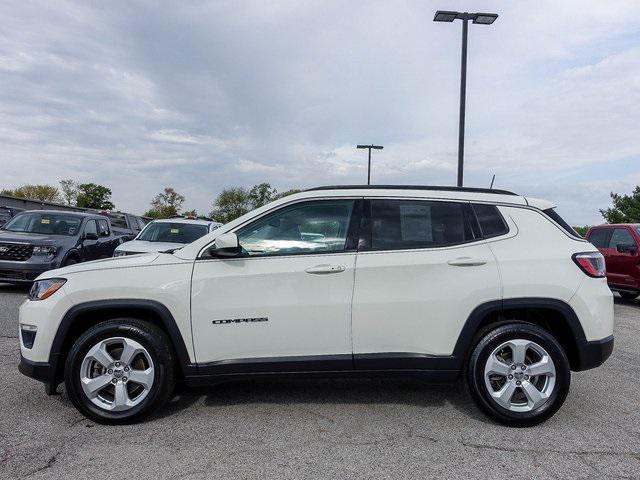 Photo of 2021 White Clearcoat Jeep Compass