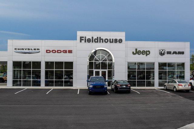 Photo of 2021 White Clearcoat Jeep Compass