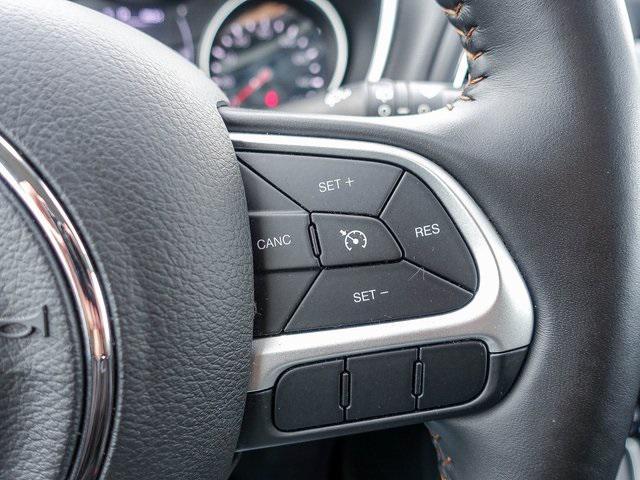 Photo of 2021 White Clearcoat Jeep Compass