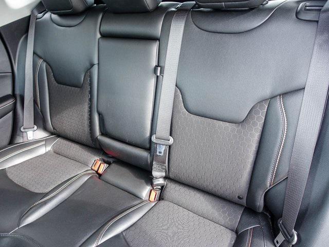 Photo of 2021 White Clearcoat Jeep Compass