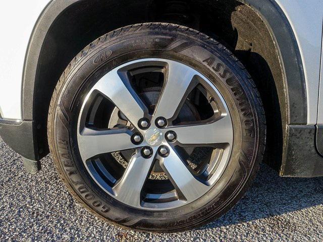 Photo of 2019 Silver Ice Metallic Chevrolet Traverse