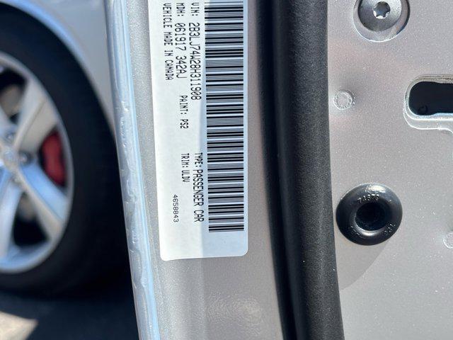 Photo of 2008 Bright Silver Metallic Dodge Challenger
