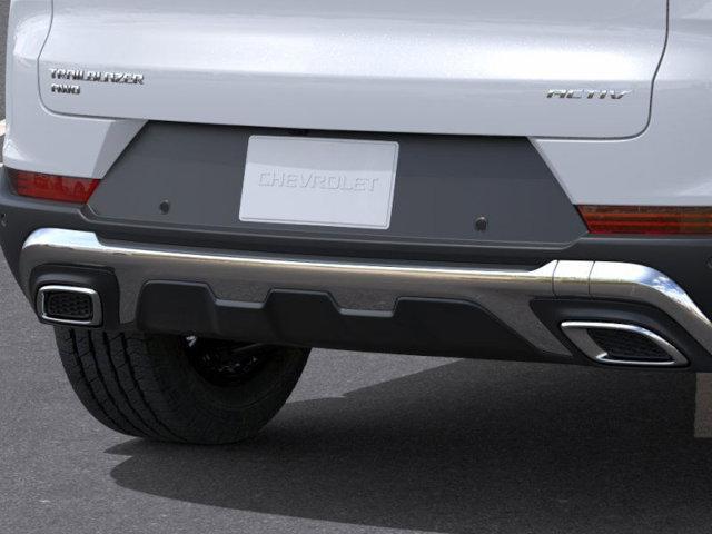 Photo of 2026 Iridescent Pearl Tricoat Chevrolet Trailblazer