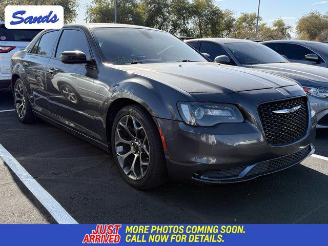 2018 Chrysler 300