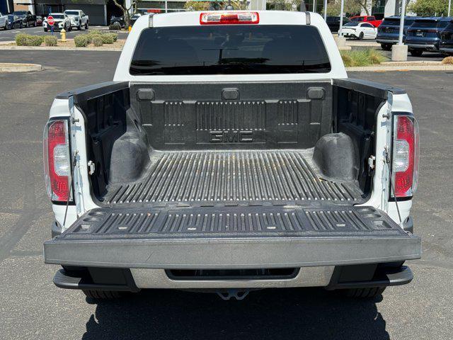 Photo of 2015 Summit White GMC Canyon
