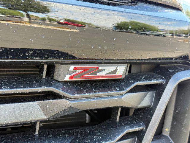 Photo of 2023 Glacier Blue Metallic Chevrolet Colorado