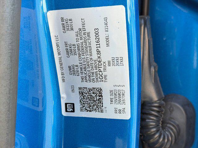 Photo of 2023 Glacier Blue Metallic Chevrolet Colorado