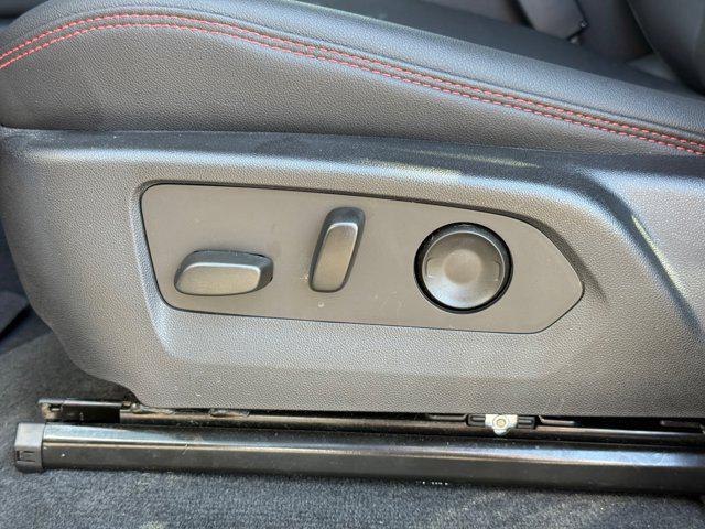 Photo of 2023 Glacier Blue Metallic Chevrolet Colorado