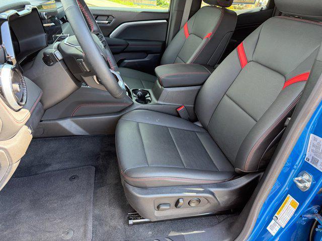 Photo of 2023 Glacier Blue Metallic Chevrolet Colorado
