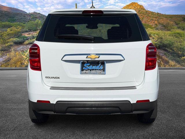 Photo of 2017 Summit White Chevrolet Equinox