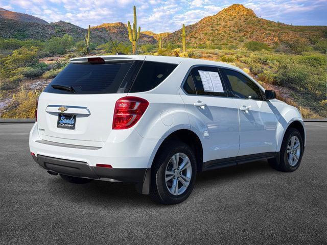 Photo of 2017 Summit White Chevrolet Equinox