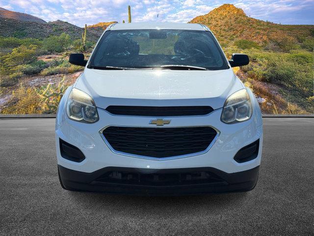 Photo of 2017 Summit White Chevrolet Equinox