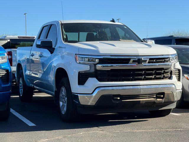 Photo of 2025 Summit White Chevrolet Silverado 1500