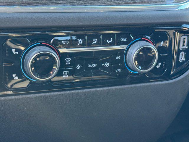 Photo of 2025 Summit White Chevrolet Silverado 1500