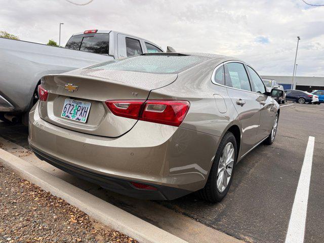 Photo of 2024 Mineral Gray Metallic Chevrolet Malibu