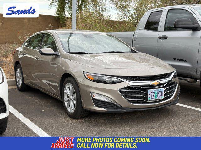 Photo of 2024 Mineral Gray Metallic Chevrolet Malibu