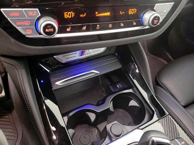 Photo of 2020 Black BMW X4