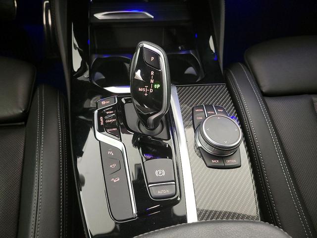 Photo of 2020 Black BMW X4