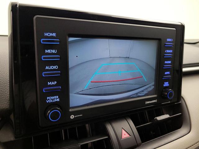 Photo of 2021 White Toyota RAV4