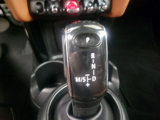 Photo of 2022 Brown MINI Hardtop