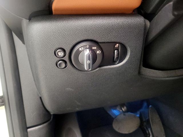 Photo of 2022 Brown MINI Hardtop