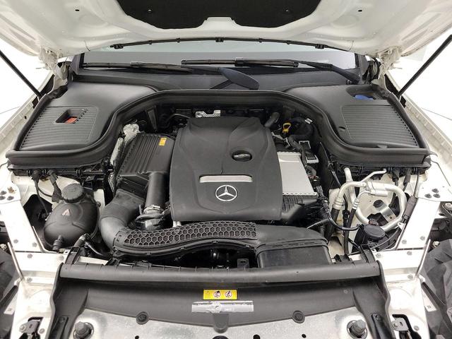 Photo of 2018 White Mercedes-Benz GLC 300