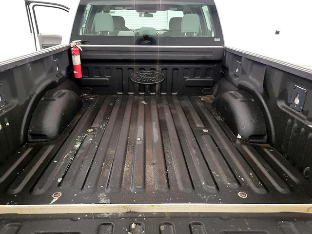 Photo of 2016 White Ford F-150