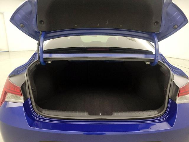 Photo of 2023 Blue Hyundai ELANTRA