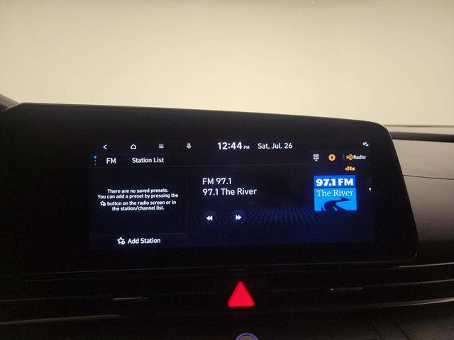 Photo of 2023 Blue Hyundai ELANTRA