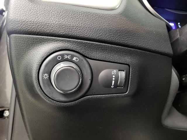 Photo of 2021 Gray Jeep Compass