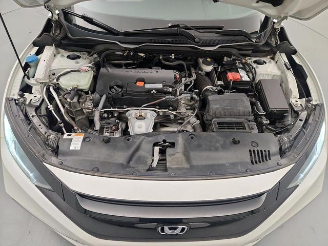 Photo of 2019 White Honda Civic