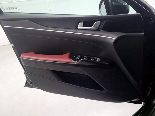 Photo of 2023 Black Kia K5