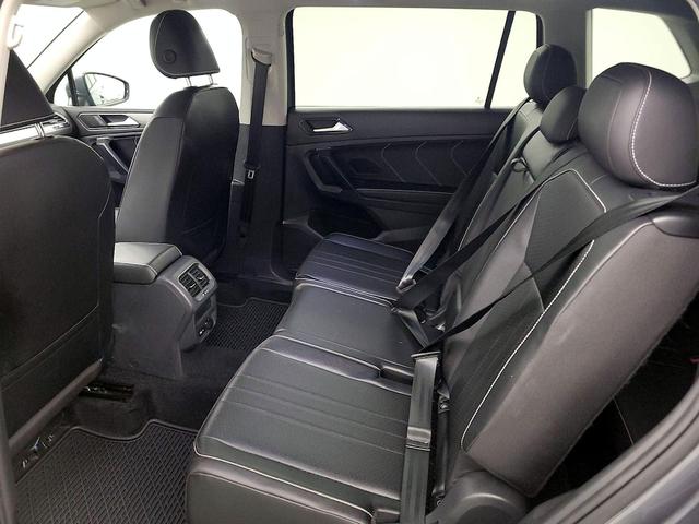 Photo of 2022 Gray Volkswagen Tiguan