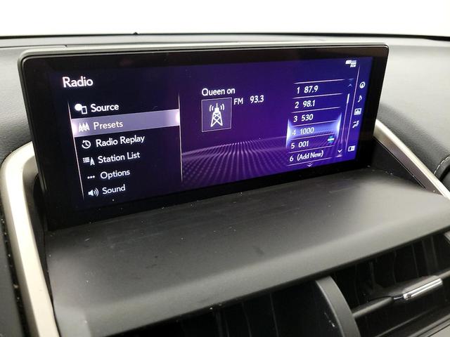 Photo of 2019 White Lexus NX 300