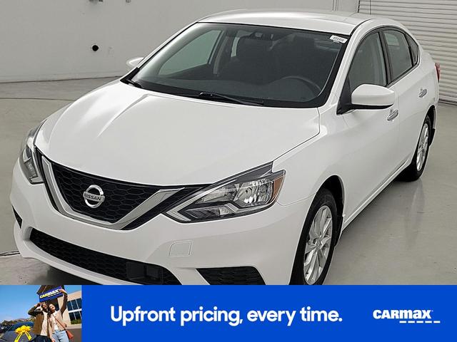 Photo of 2019 White Nissan Sentra