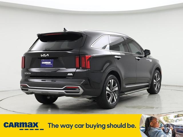 Photo of 2024 Black Kia Sorento Hybrid