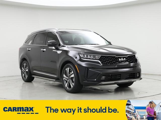 Photo of 2024 Black Kia Sorento Hybrid