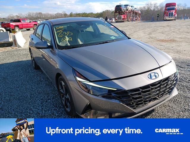 Photo of 2021 Gray Hyundai ELANTRA