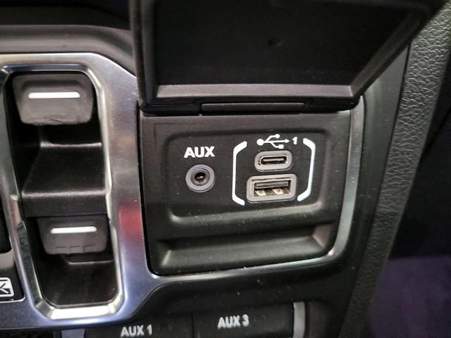 Photo of 2021 White Jeep Wrangler Unlimited 4xe