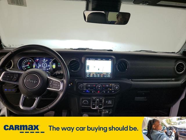 Photo of 2021 White Jeep Wrangler Unlimited 4xe