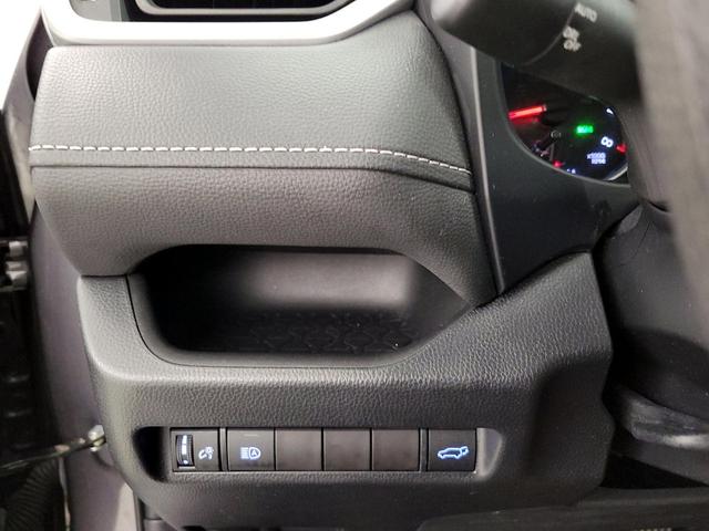 Photo of 2022 Gray Toyota RAV4