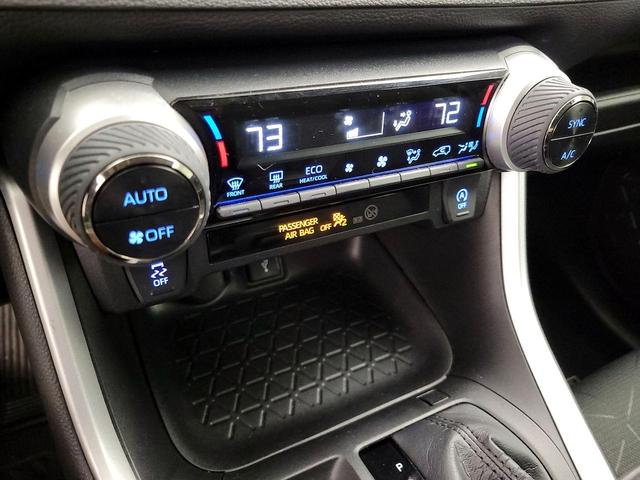 Photo of 2022 Gray Toyota RAV4