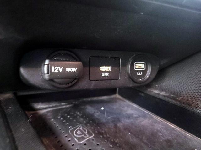 Photo of 2023 Black Hyundai ELANTRA