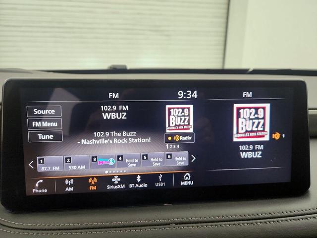 Photo of 2024 Black INFINITI QX60