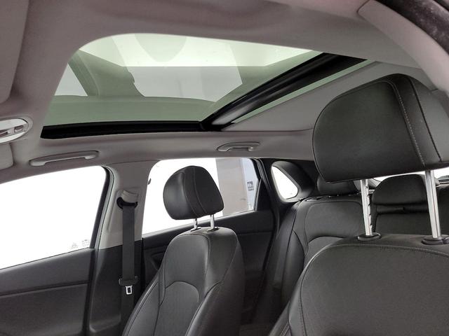 Photo of 2020 Silver Hyundai ELANTRA